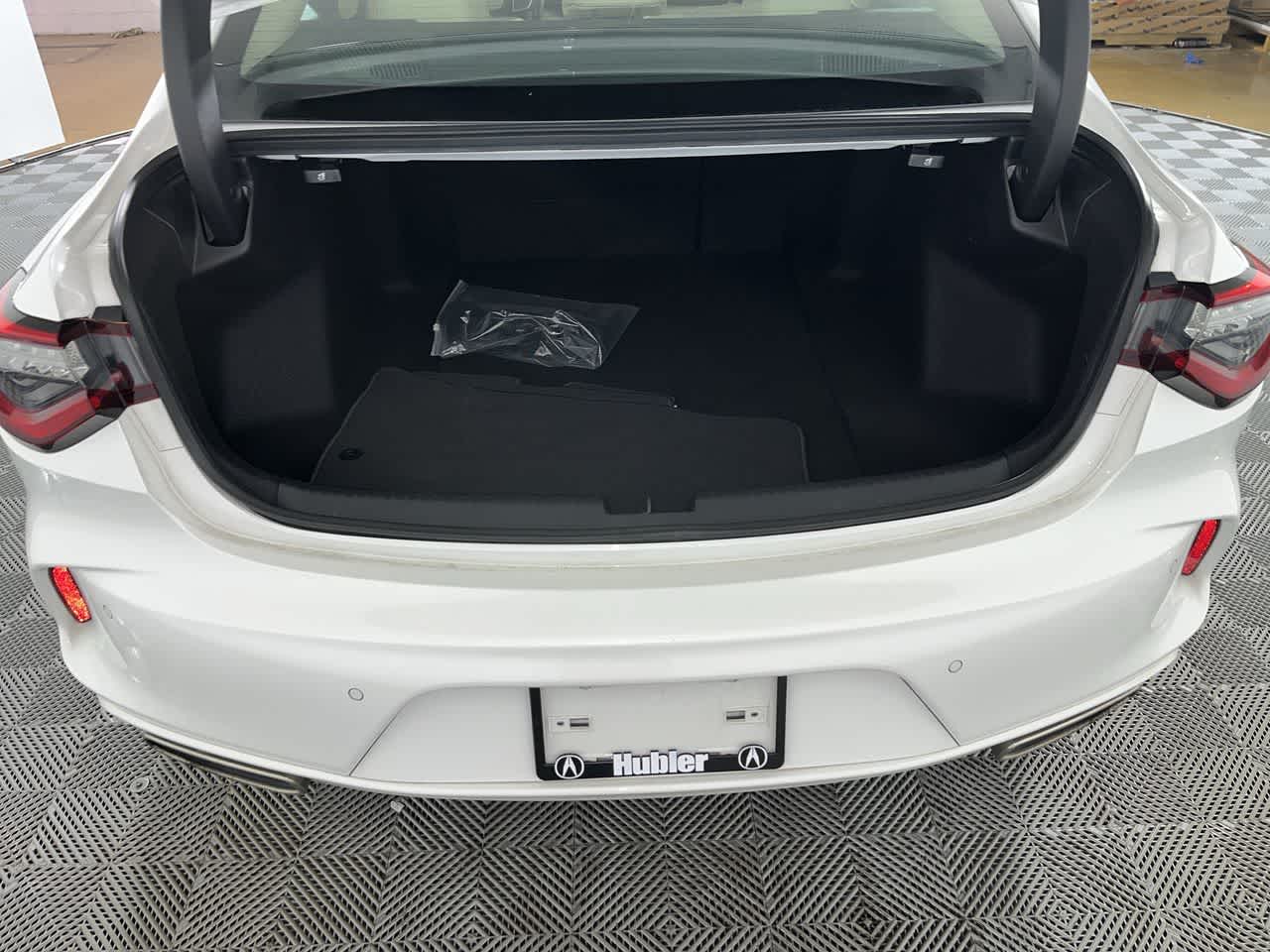 2025 Acura TLX w/Technology Package