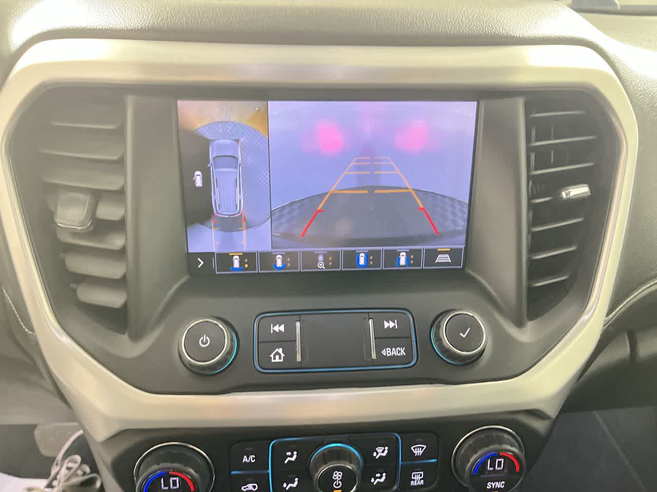 2020 GMC Acadia SLT