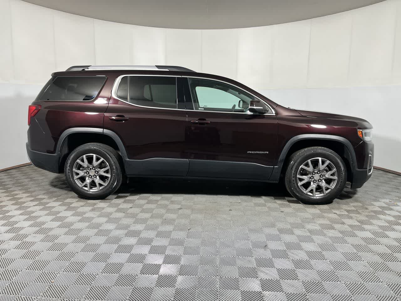 2020 GMC Acadia SLT