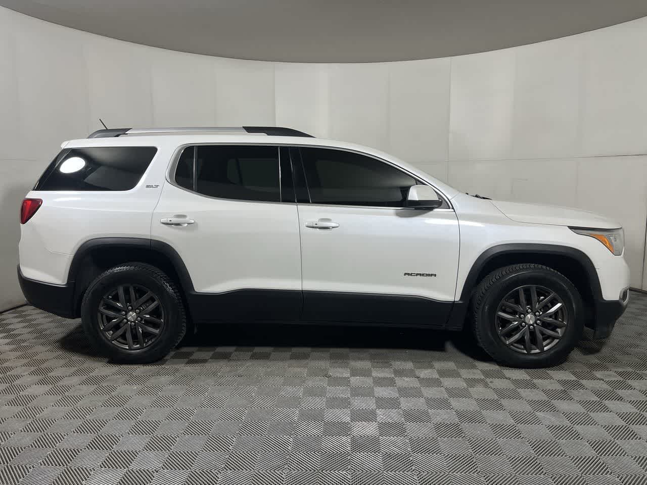 2017 GMC Acadia SLT