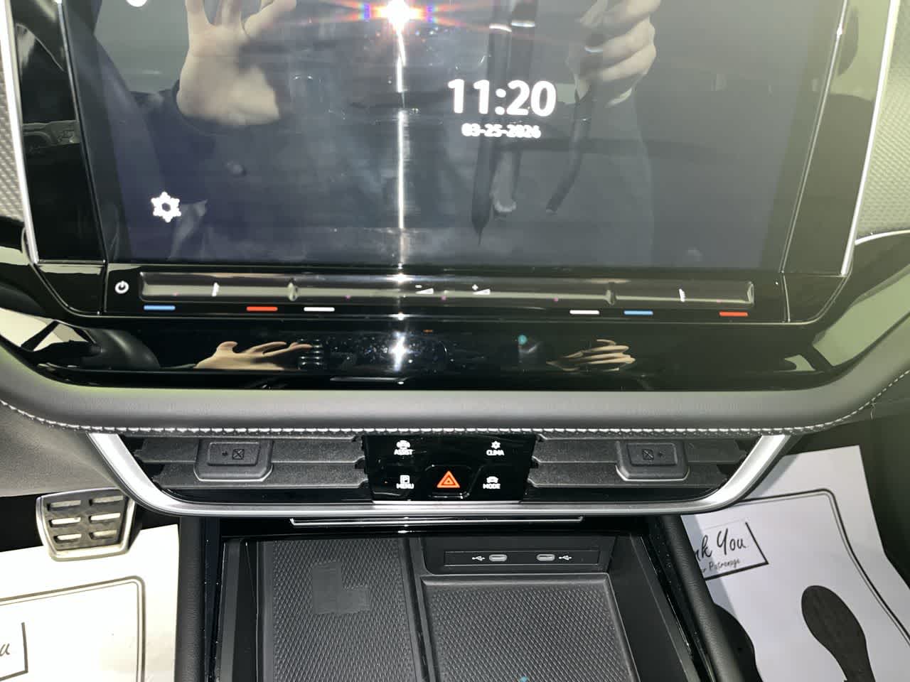 2024 Volkswagen Atlas Cross Sport 2.0T SEL Premium R-Line