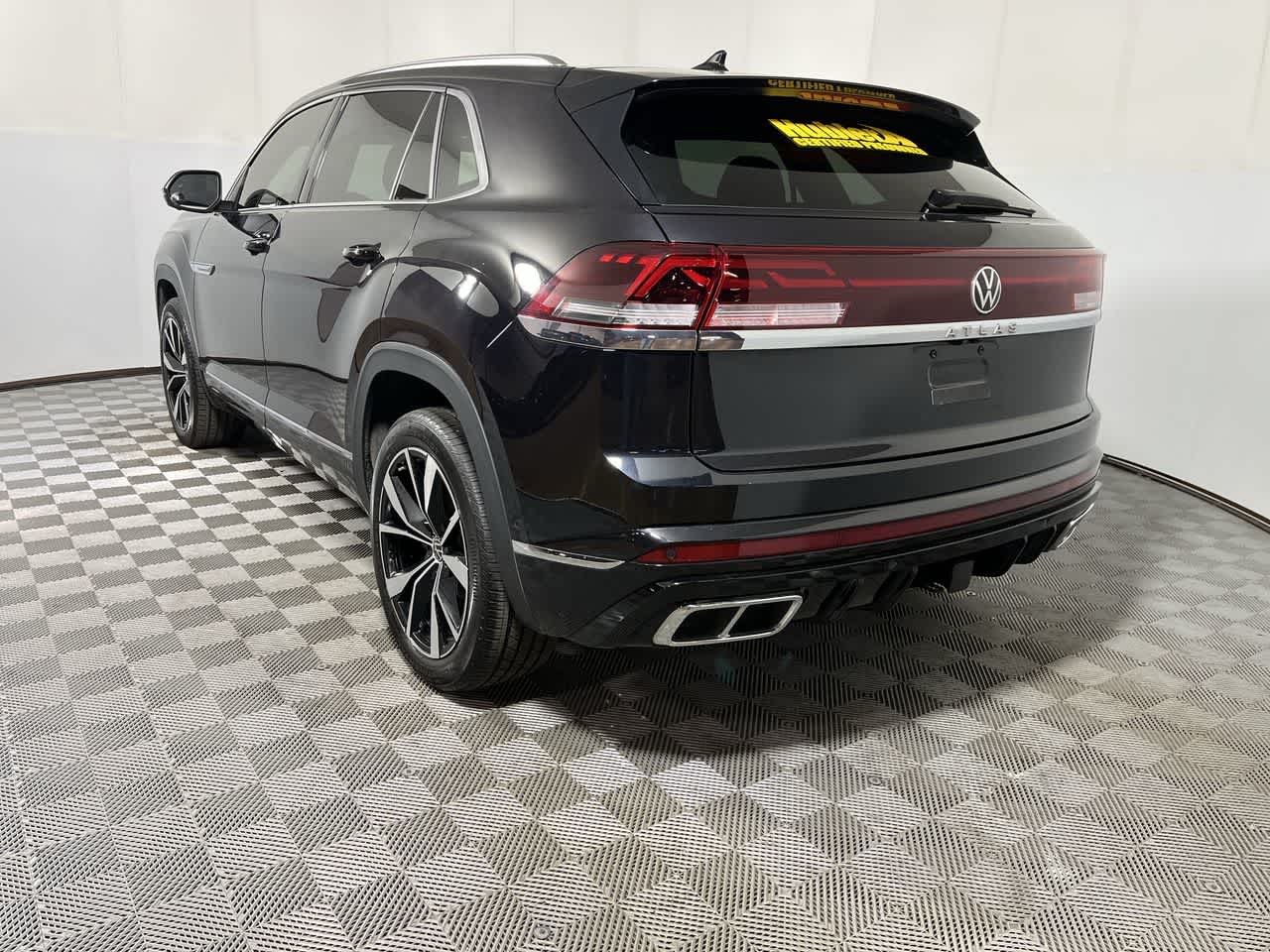 2024 Volkswagen Atlas Cross Sport 2.0T SEL Premium R-Line