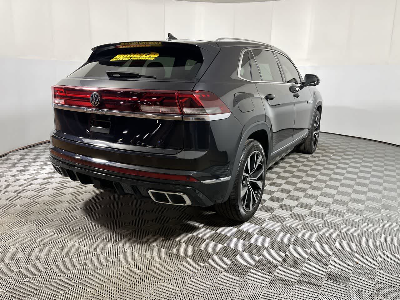 2024 Volkswagen Atlas Cross Sport 2.0T SEL Premium R-Line