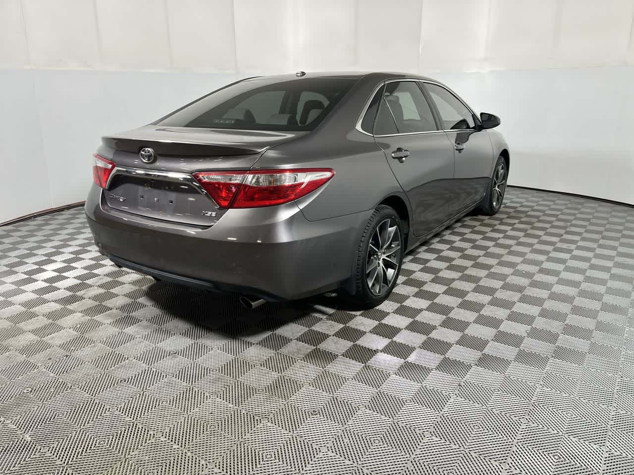 2017 Toyota Camry XSE