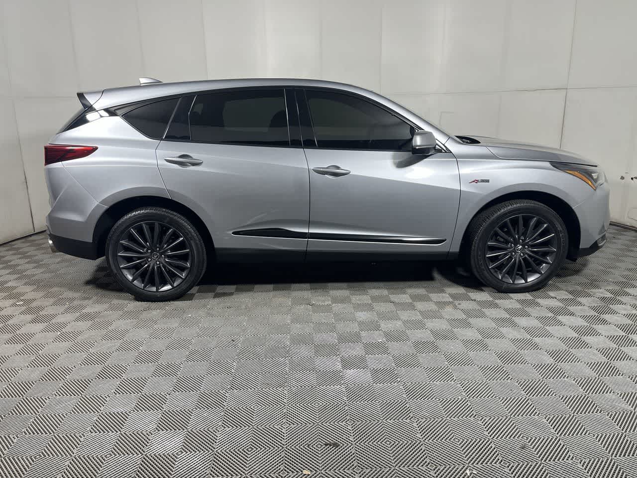 2023 Acura RDX w/A-Spec Advance Package