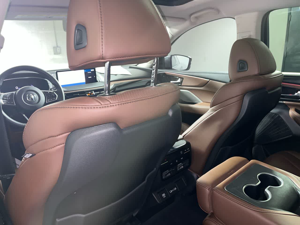 2023 Acura MDX w/Technology Package