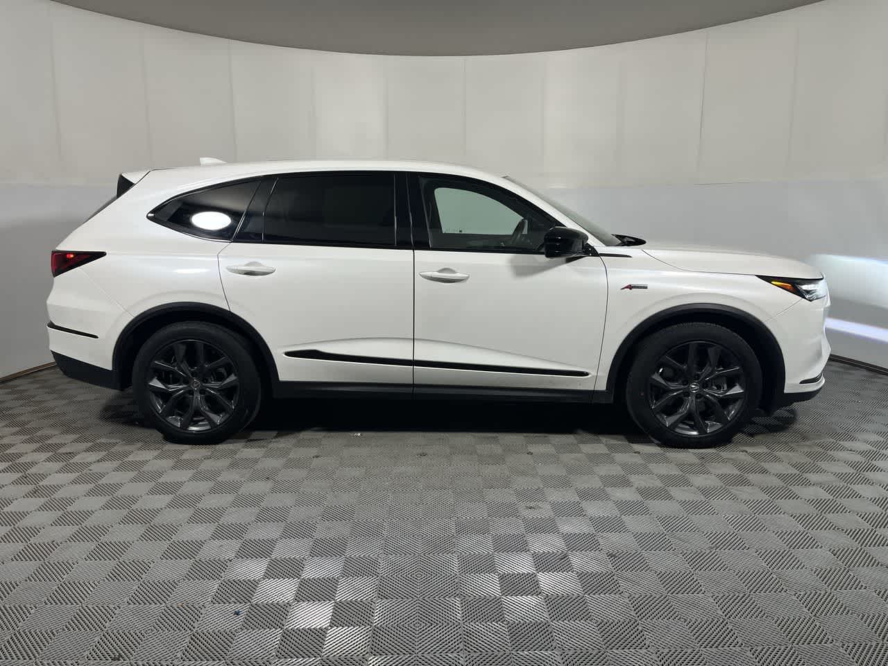 2023 Acura MDX w/A-Spec Package