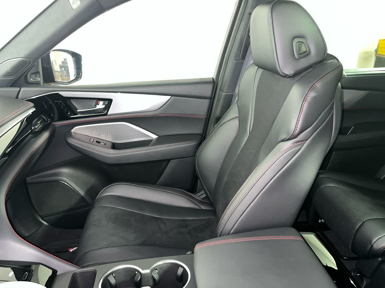 2024 Acura MDX w/A-Spec Package