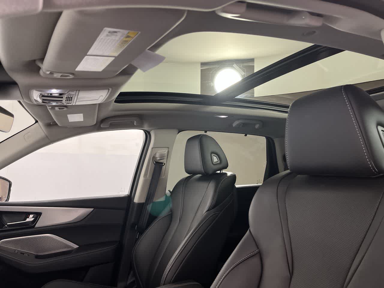 2023 Acura MDX w/Technology Package