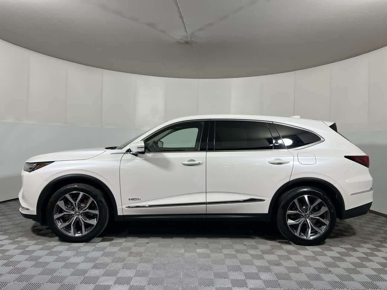 2023 Acura MDX w/Technology Package