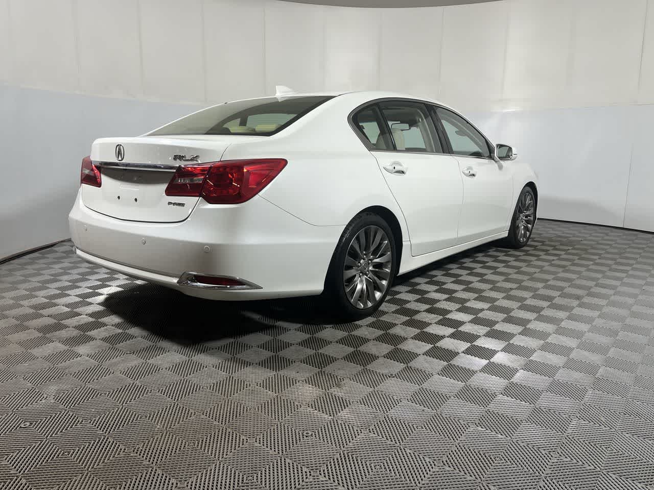 2017 Acura RLX w/Advance Pkg
