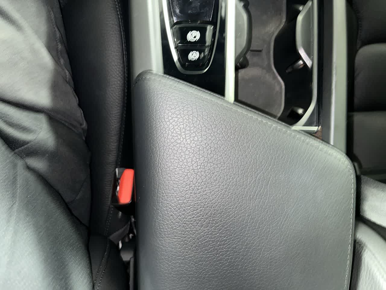 2022 Volvo XC60 Momentum