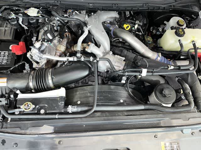 2025 Ford Super Duty F-350 SRW Pickup LARIAT