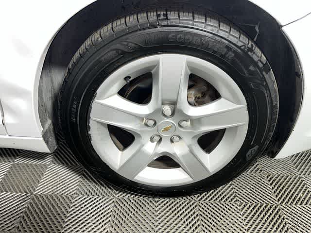 2011 Chevrolet Malibu LS w/1LS