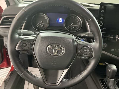 2022 Toyota Camry Hybrid XSE
