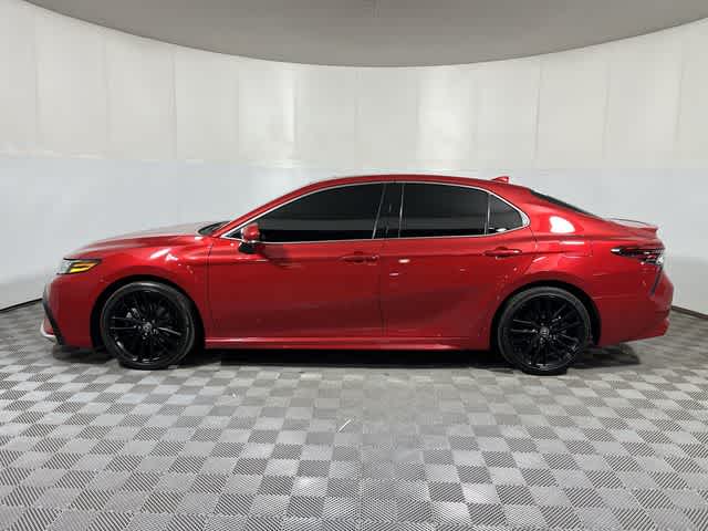 2022 Toyota Camry Hybrid XSE