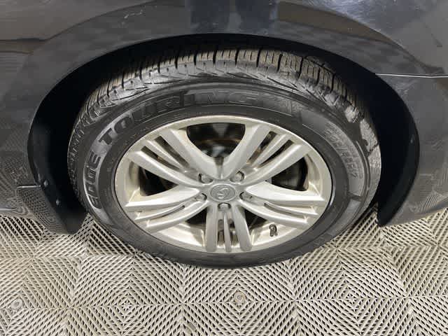 2015 INFINITI Q40 4dr Sdn AWD