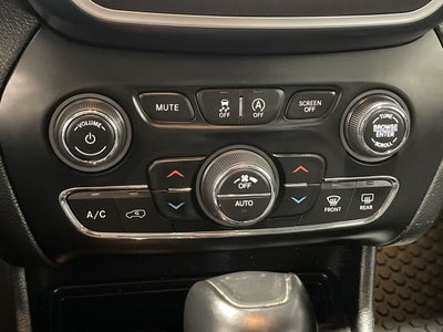 2022 Jeep Cherokee Trailhawk