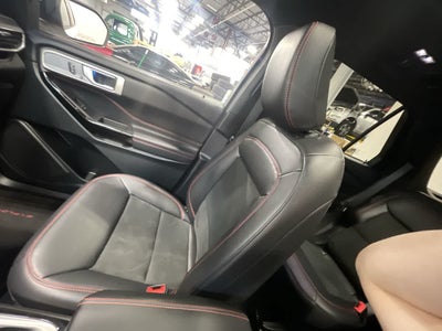 2024 Ford Explorer ST-Line