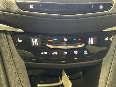 2022 Cadillac XT5 AWD Premium Luxury