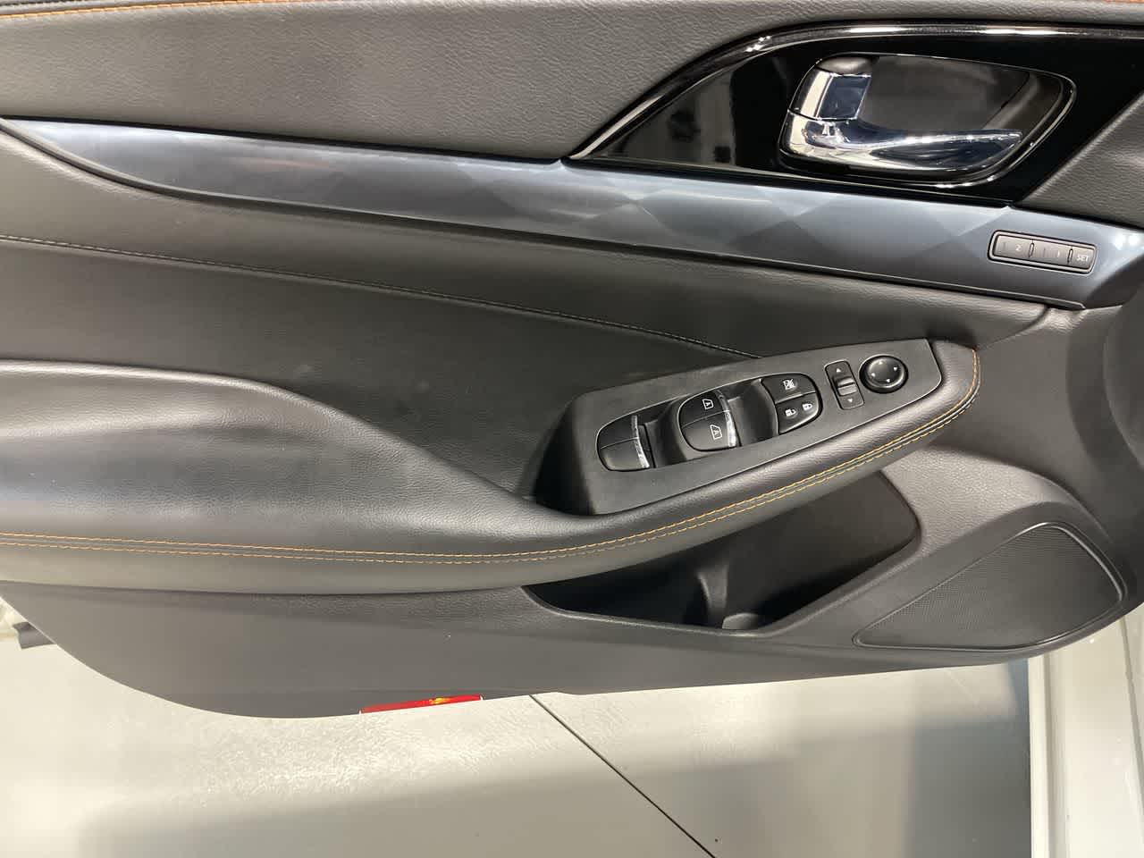 2021 Nissan Maxima SR