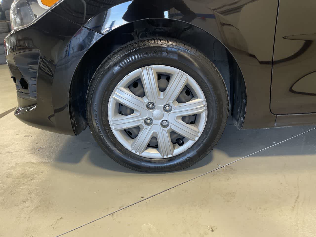 2022 Kia Rio LX