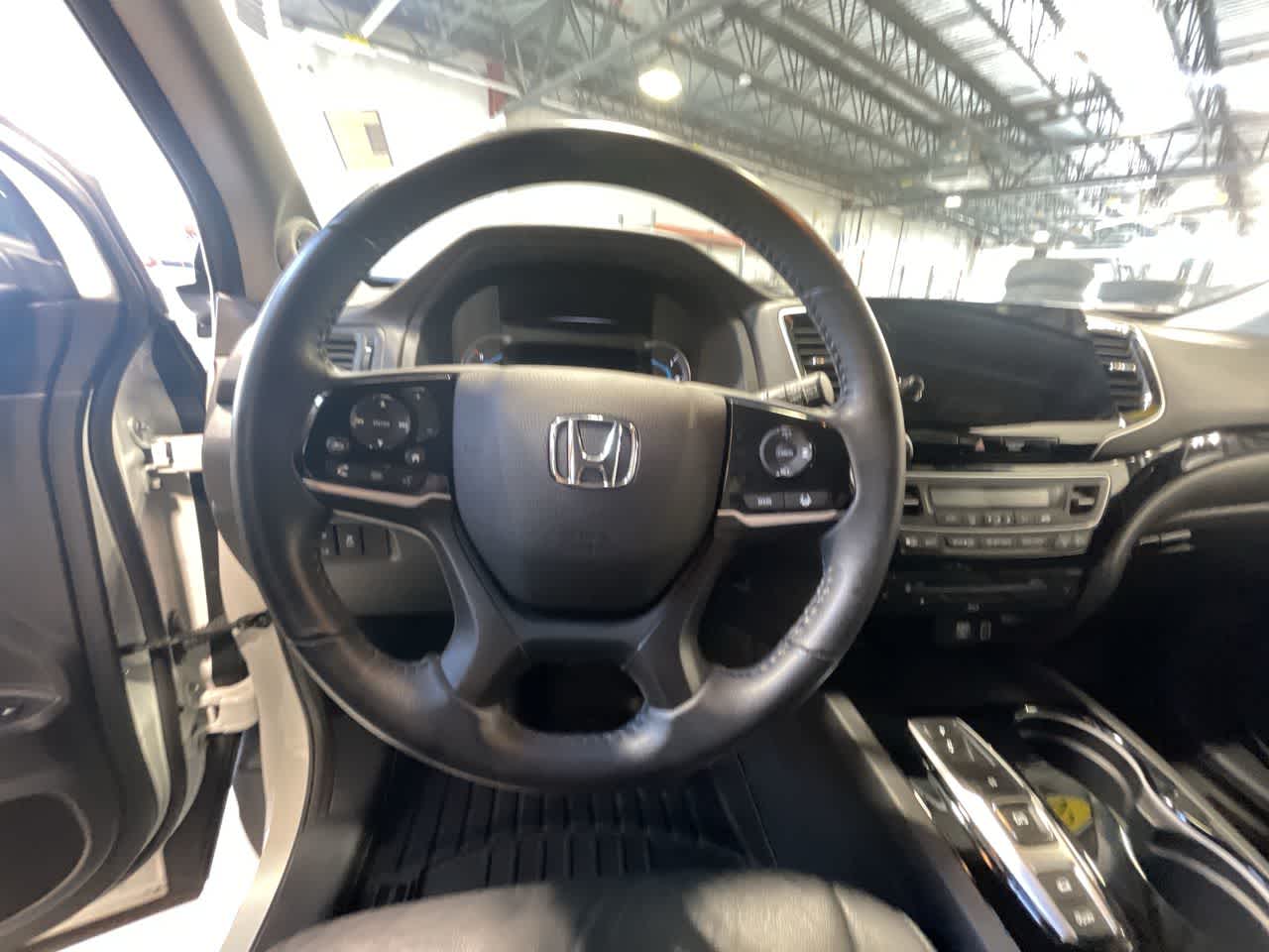 2022 Honda Pilot Touring 7-Passenger