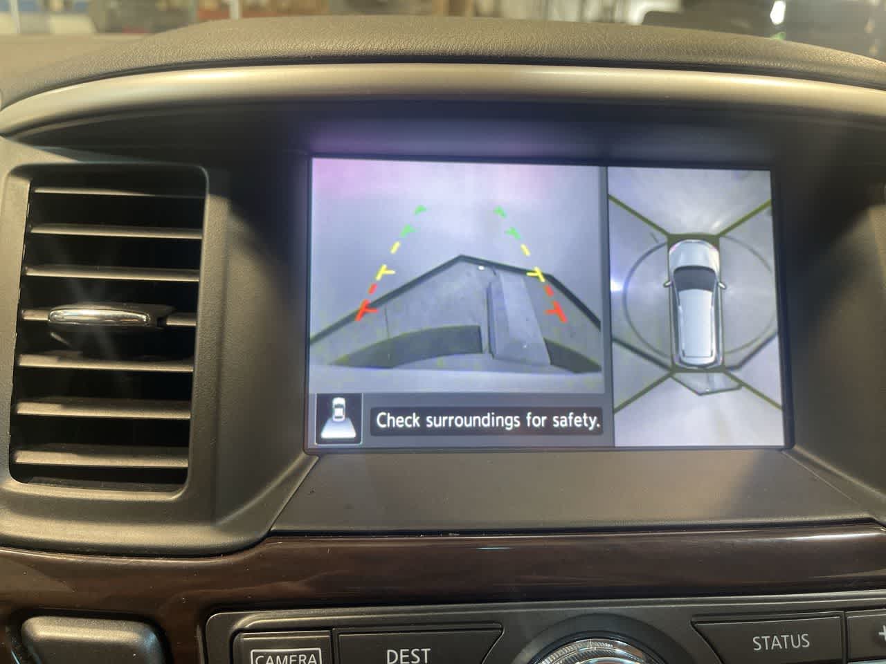 2015 Nissan Pathfinder SL