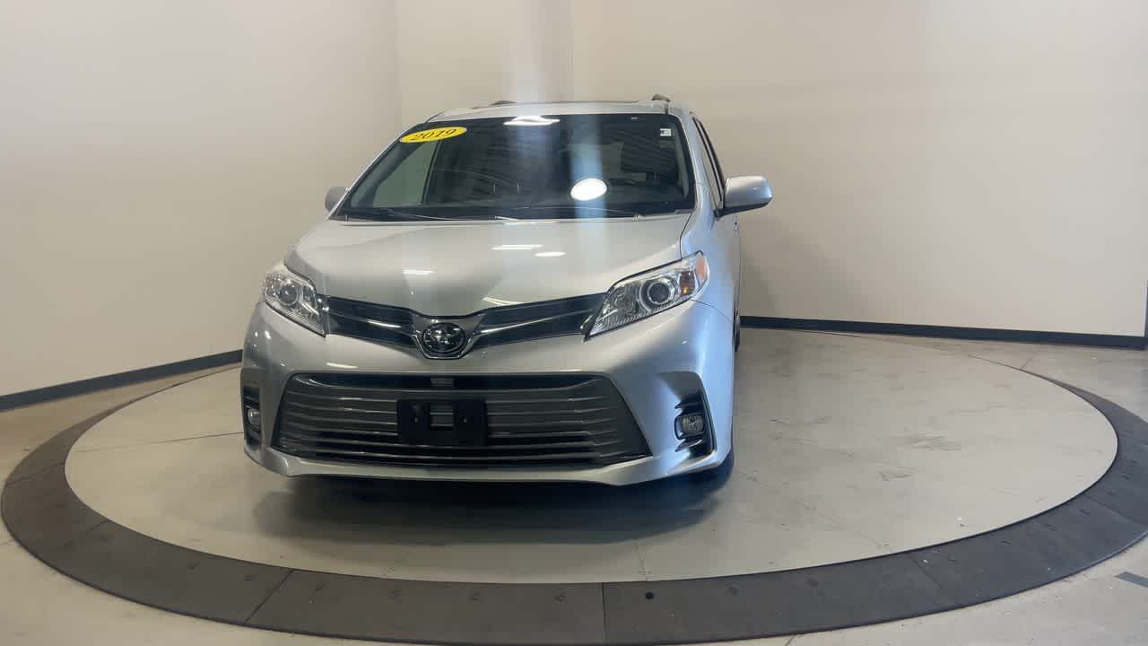 2019 Toyota Sienna XLE
