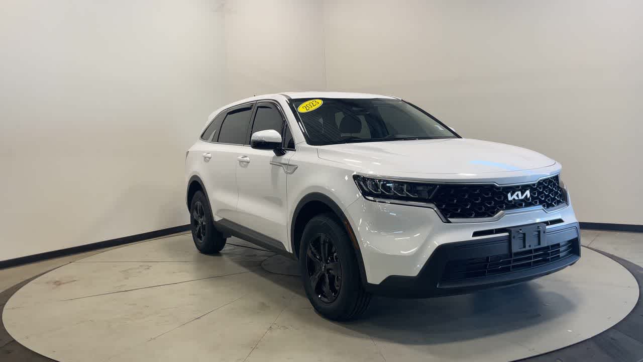 2023 Kia Sorento LX