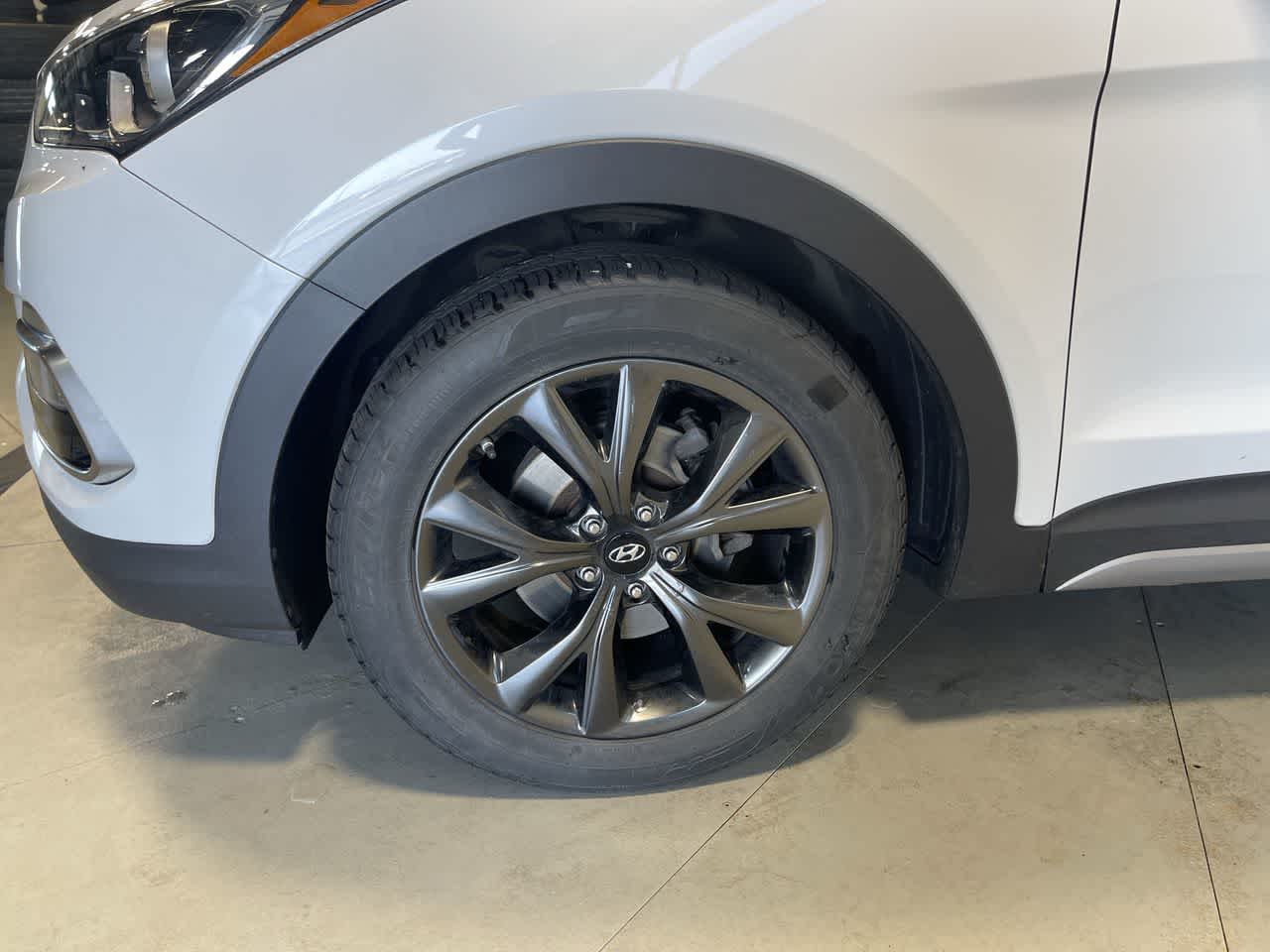 2017 Hyundai Santa Fe Sport 2.0T Ultimate