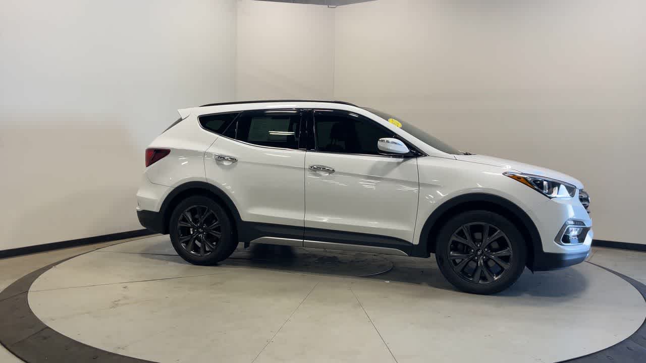 2017 Hyundai Santa Fe Sport 2.0T Ultimate