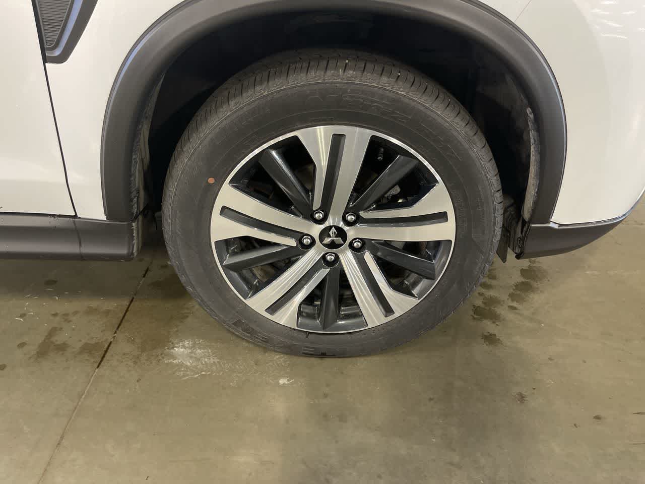 2025 Mitsubishi Outlander Sport ES