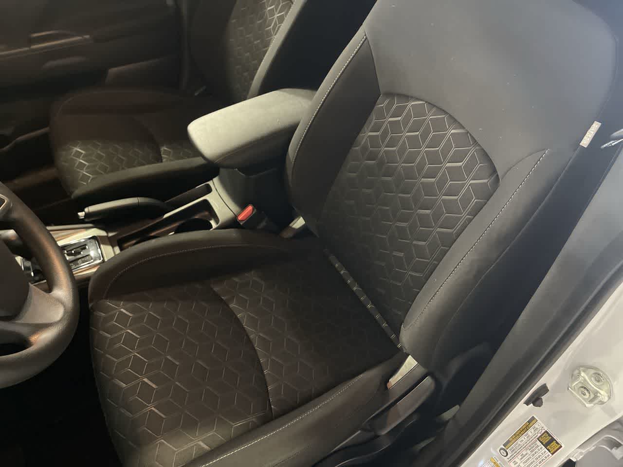 2025 Mitsubishi Outlander Sport ES