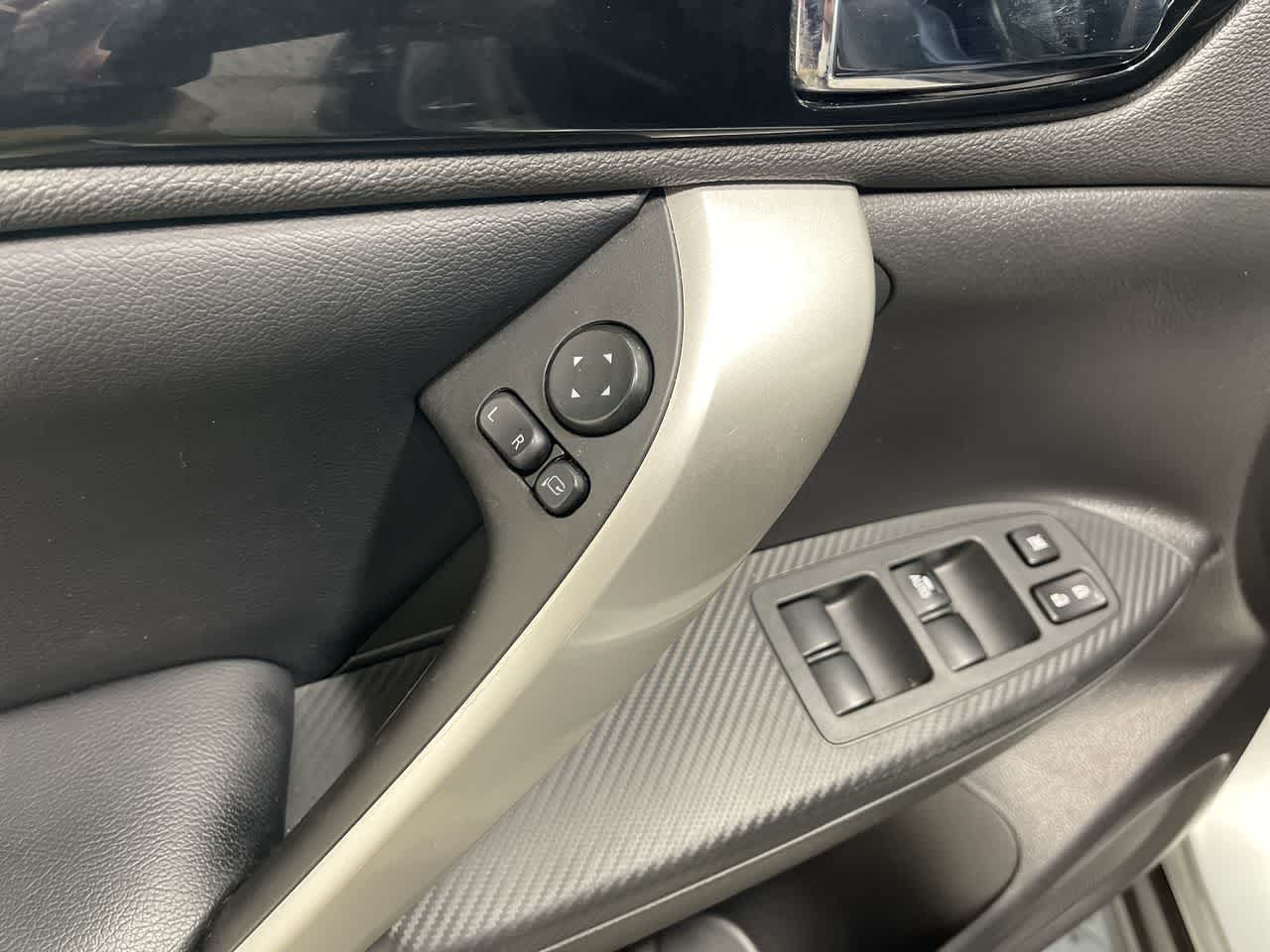 2025 Mitsubishi Eclipse Cross SE