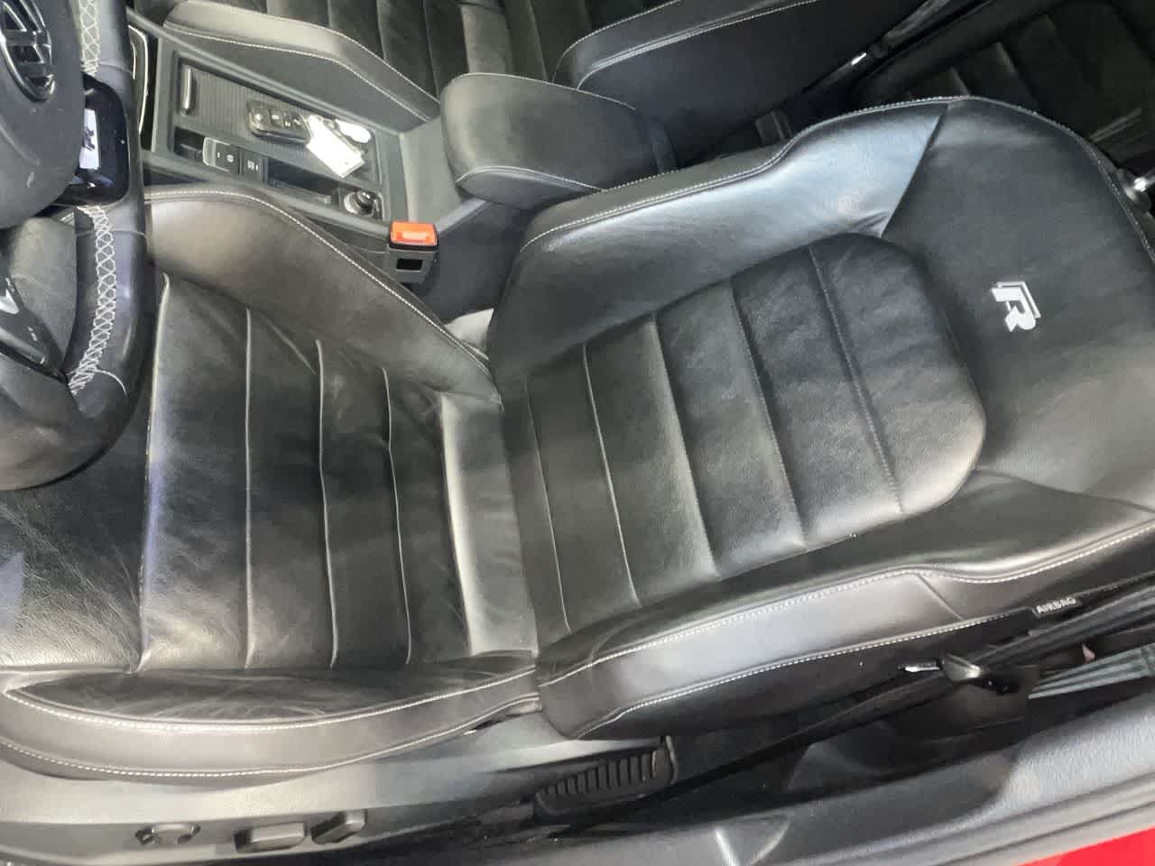 2016 Volkswagen Golf R 4dr HB Man w/DCC/Nav