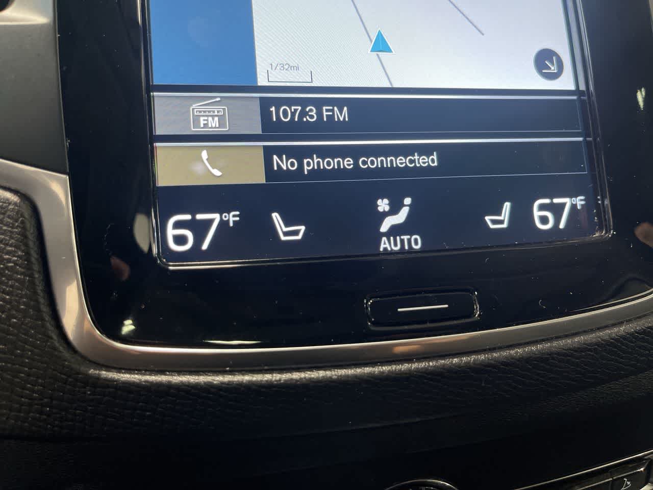 2022 Volvo XC90 Momentum