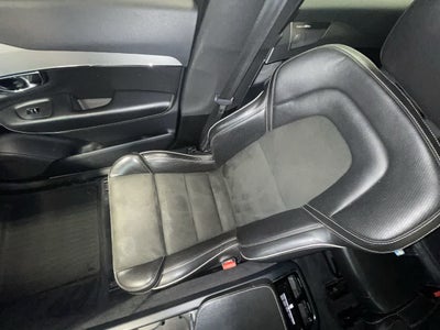 2016 Volvo XC90 T6 R-Design