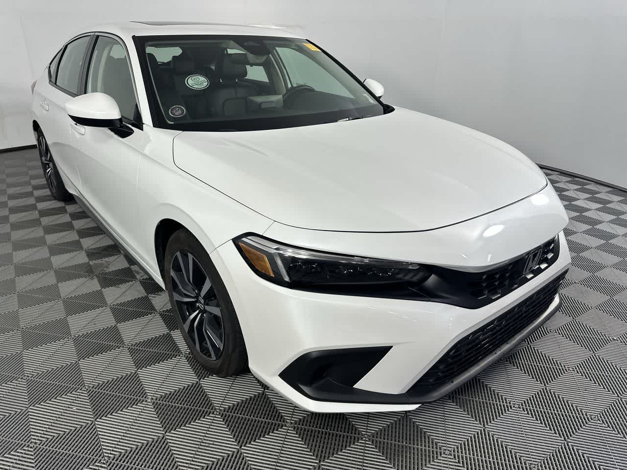 2024 Honda Civic Hatchback EX-L