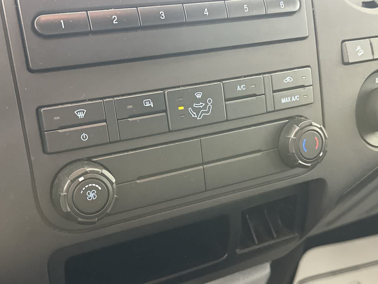 2012 Ford Super Duty F-250 SRW XL