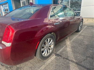 2017 Chrysler 300 300C