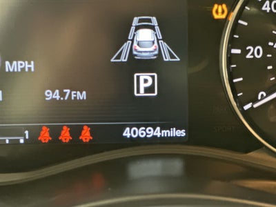 2023 Nissan Kicks SR