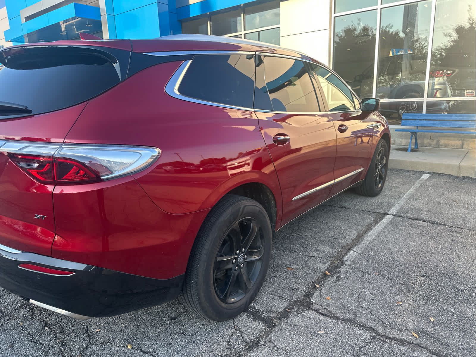 2023 Buick Enclave Essence