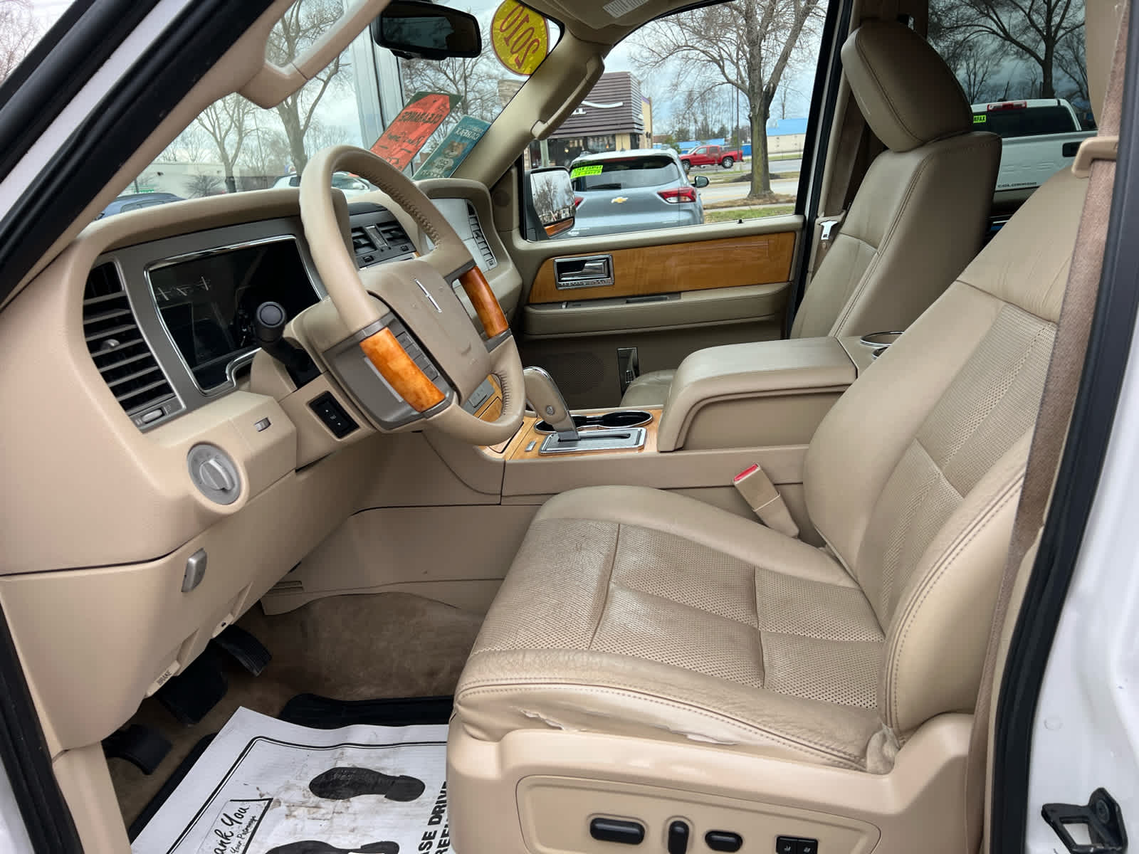 2010 Lincoln Navigator Base