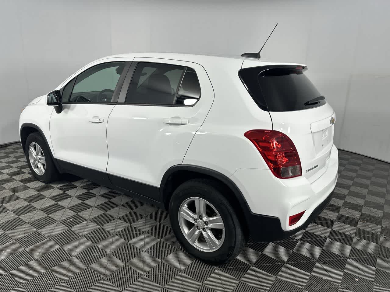 2022 Chevrolet Trax LS