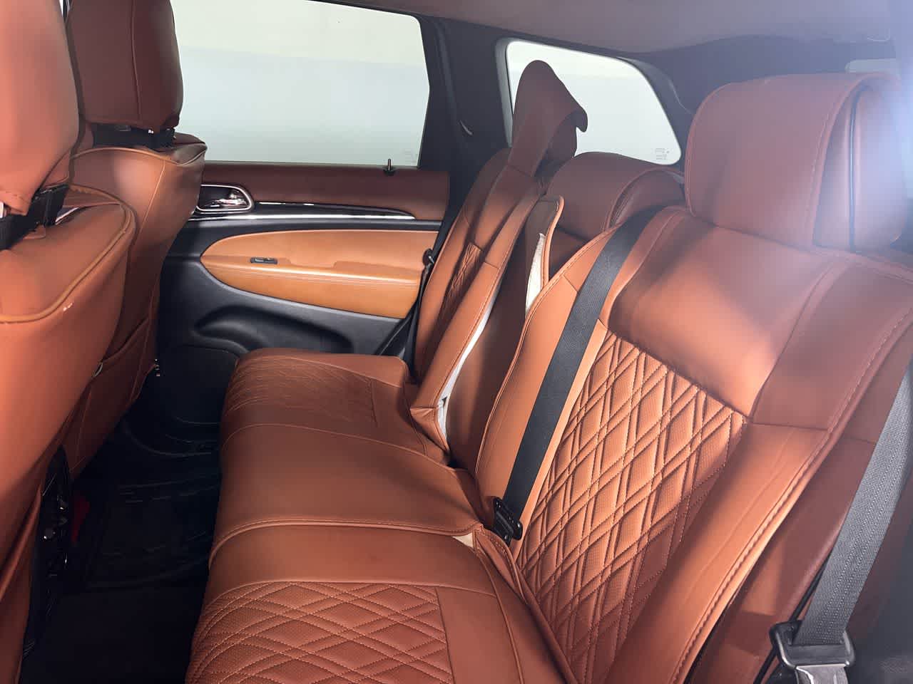 2013 Jeep Grand Cherokee Overland Summit