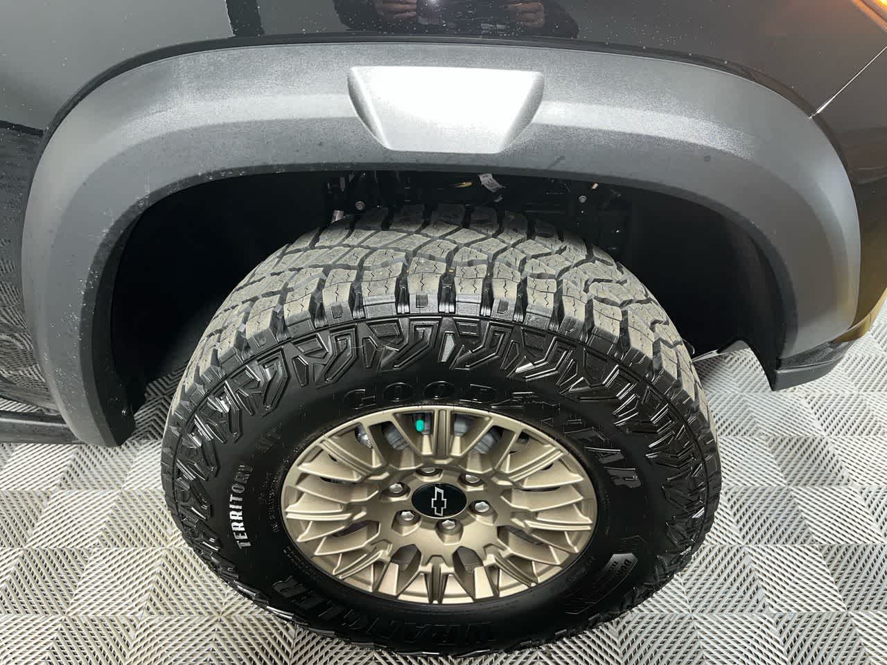 2025 Chevrolet Colorado ZR2