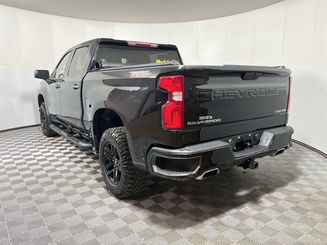 2021 Chevrolet Silverado 1500 Custom Trail Boss
