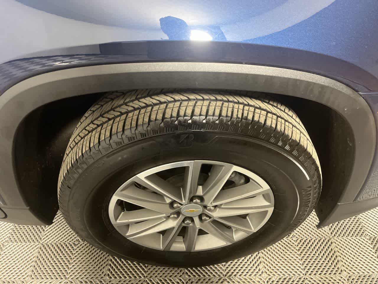 2022 Chevrolet Traverse LT Cloth