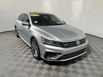 2019 Volkswagen Passat 2.0T SE R-Line